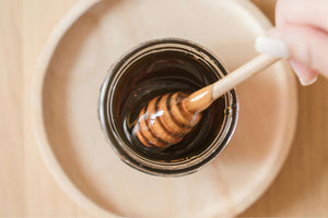 Manuka vs. Buckwheat Honey: What Their Colors Reveal About Their Benefits
